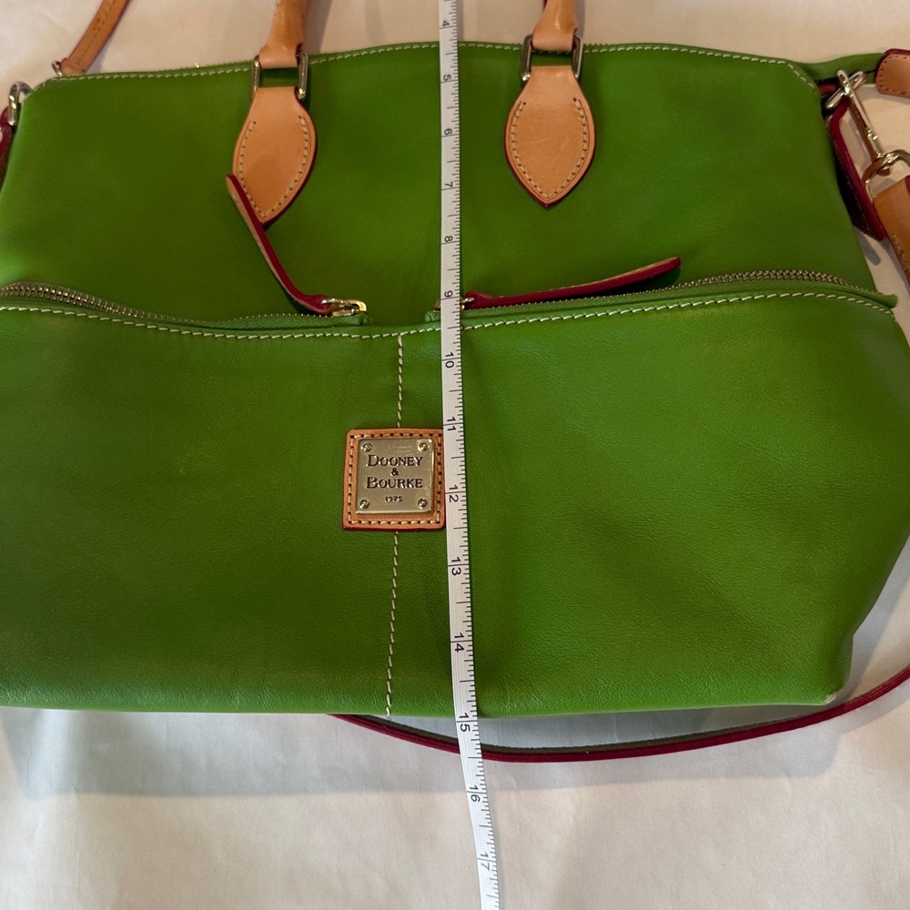 Dooney & Bourke Dillen Double Pocket Apple Green Tan Leather Satchel Bag Purse - Picture 14 of 14
